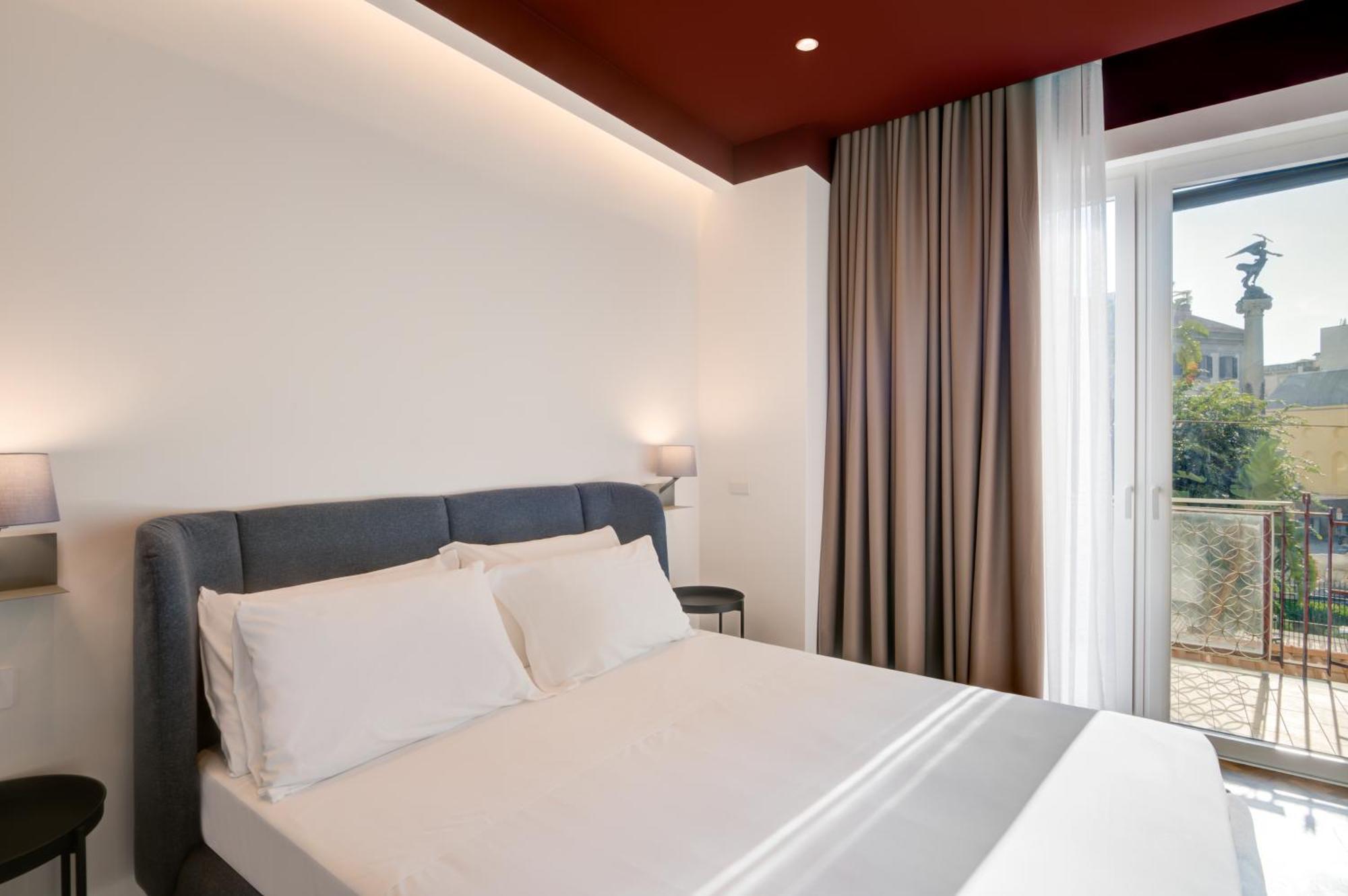 Well Suites - Piazza Dei Martiri Napoli Exterior foto