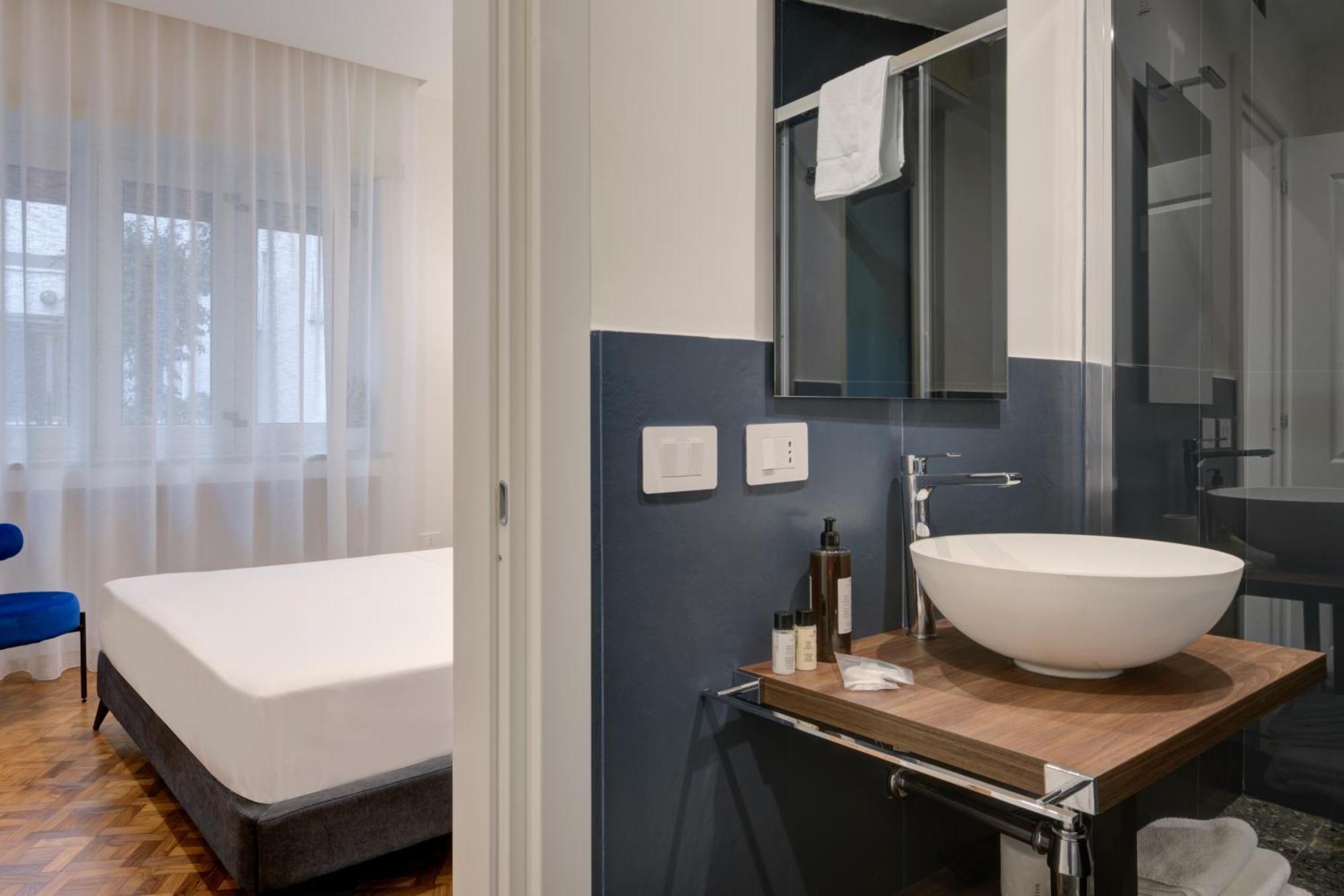 Well Suites - Piazza Dei Martiri Napoli Exterior foto