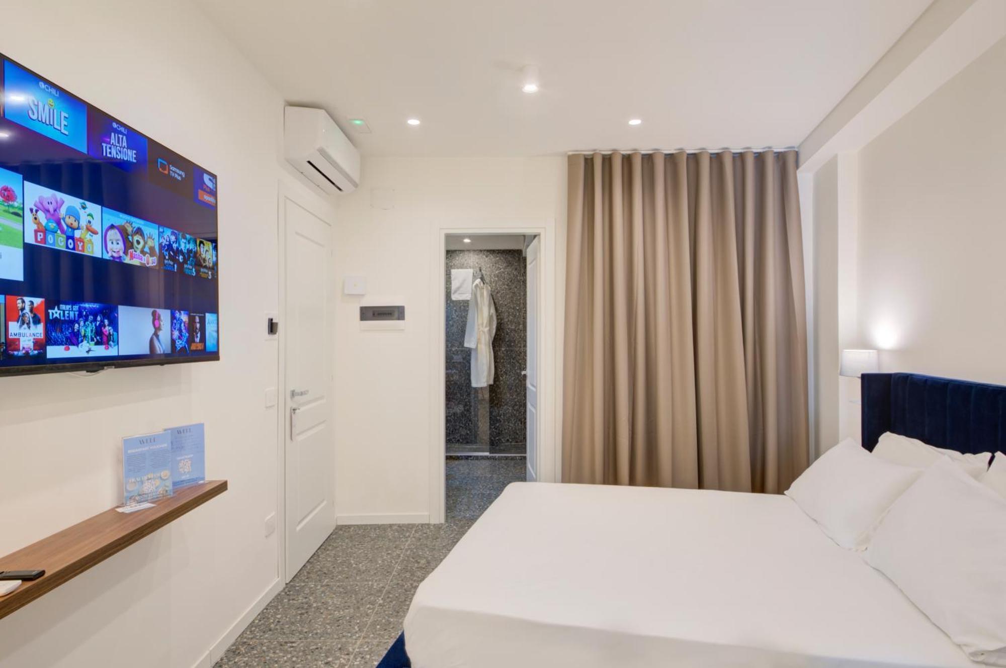 Well Suites - Piazza Dei Martiri Napoli Exterior foto