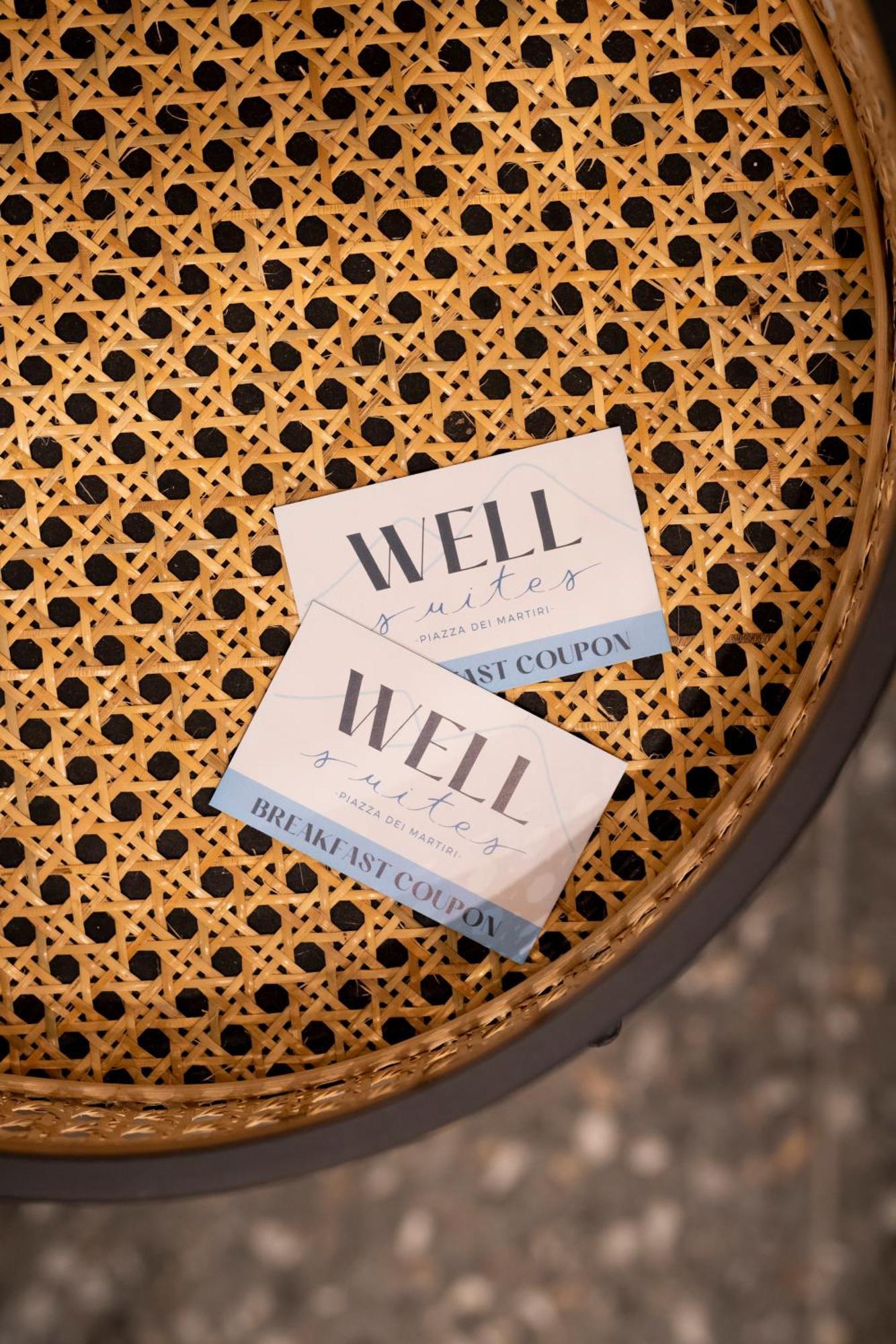 Well Suites - Piazza Dei Martiri Napoli Exterior foto